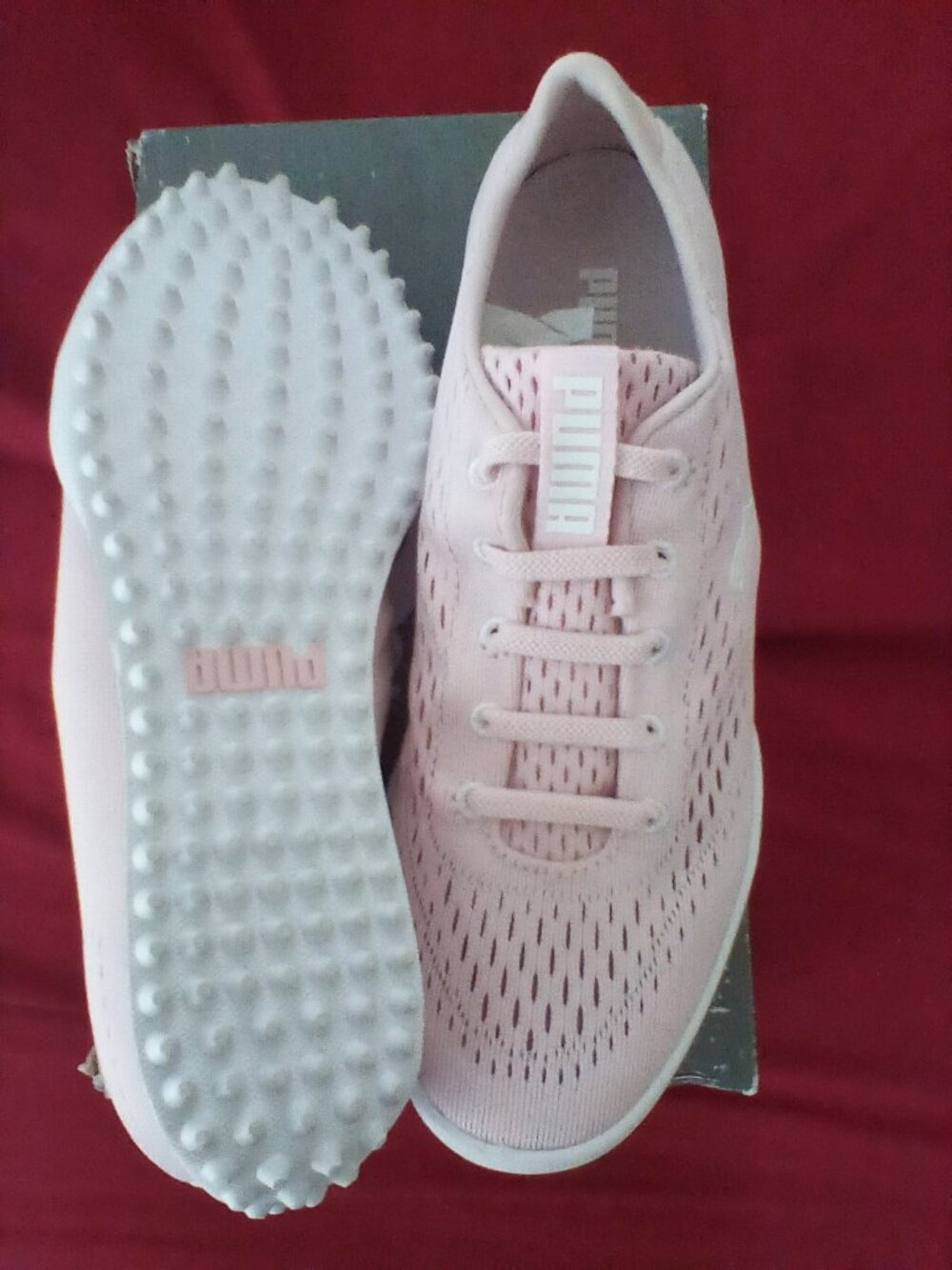Women's Like New Puma Golf Shies